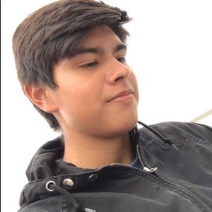 Meet your Posher, Adan